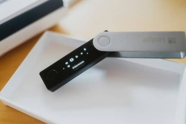 Hardware wallet on a desk - Photo by Max Saeling on Unsplash